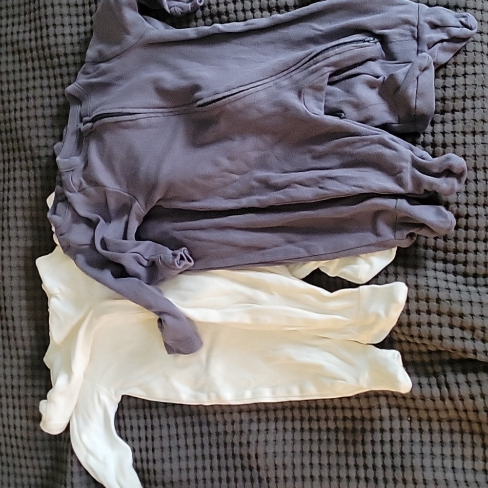 4 0-3 old navy sleepers